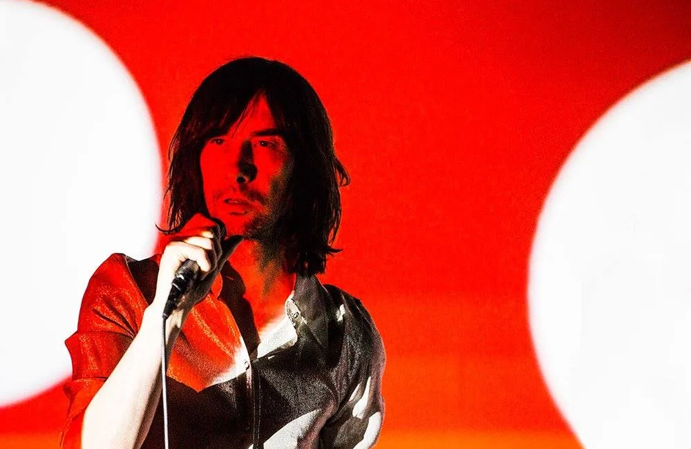 Bobby Gillespie.