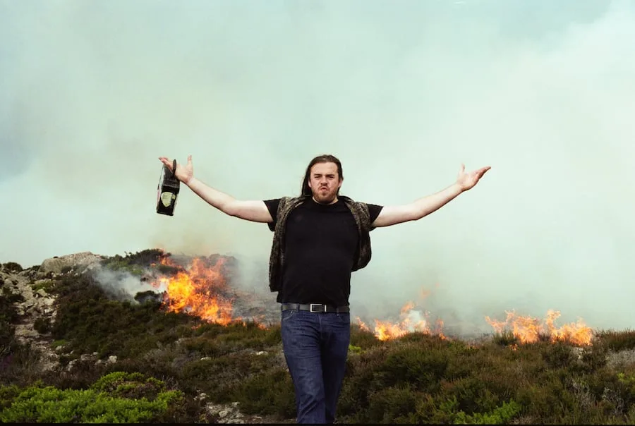 John Francis Flynn, Donal Dineen and Jordan Kelly play fundraiser for the Shannon Three | Nialler9