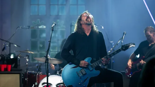 Foo Fighters - Other Voices - Live By Johnny Savage.