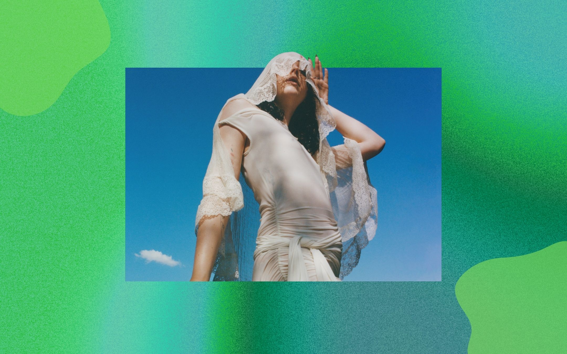 New Irish Songs You Should Hear: Banríon, Sarah Crean, Tomococko, Spooklet, Last Apollo, Qbanaa And More 10 New Irish Songs You Should Hear: Banríon, Sarah Crean, Tomococko, Spooklet, Last Apollo, Qbanaa And More